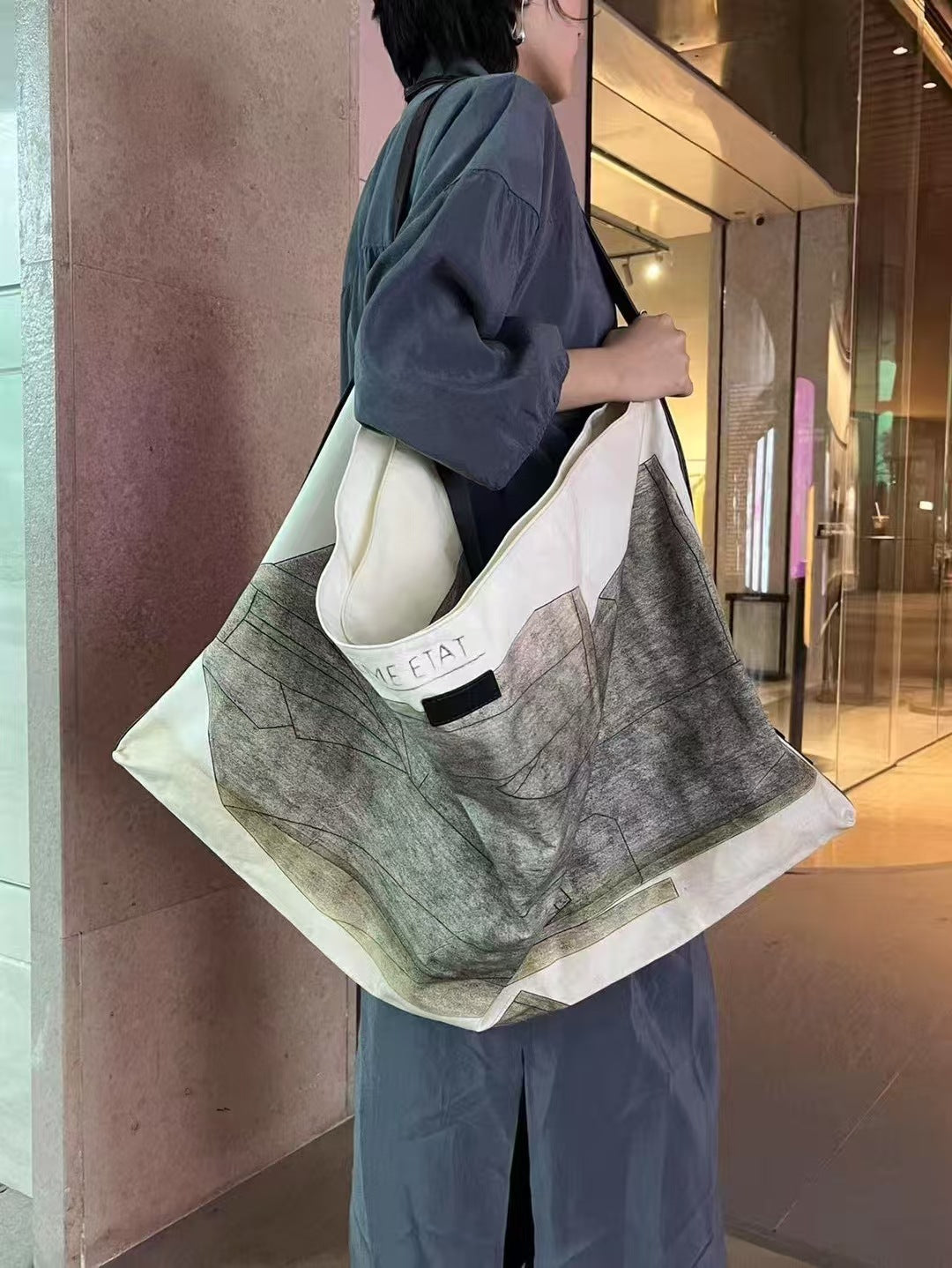 Artist joint series canvas bag