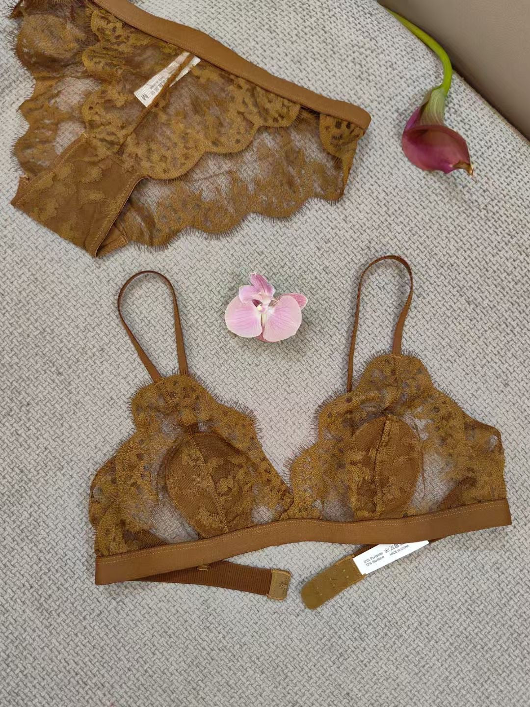 Simple Lace Bralette set